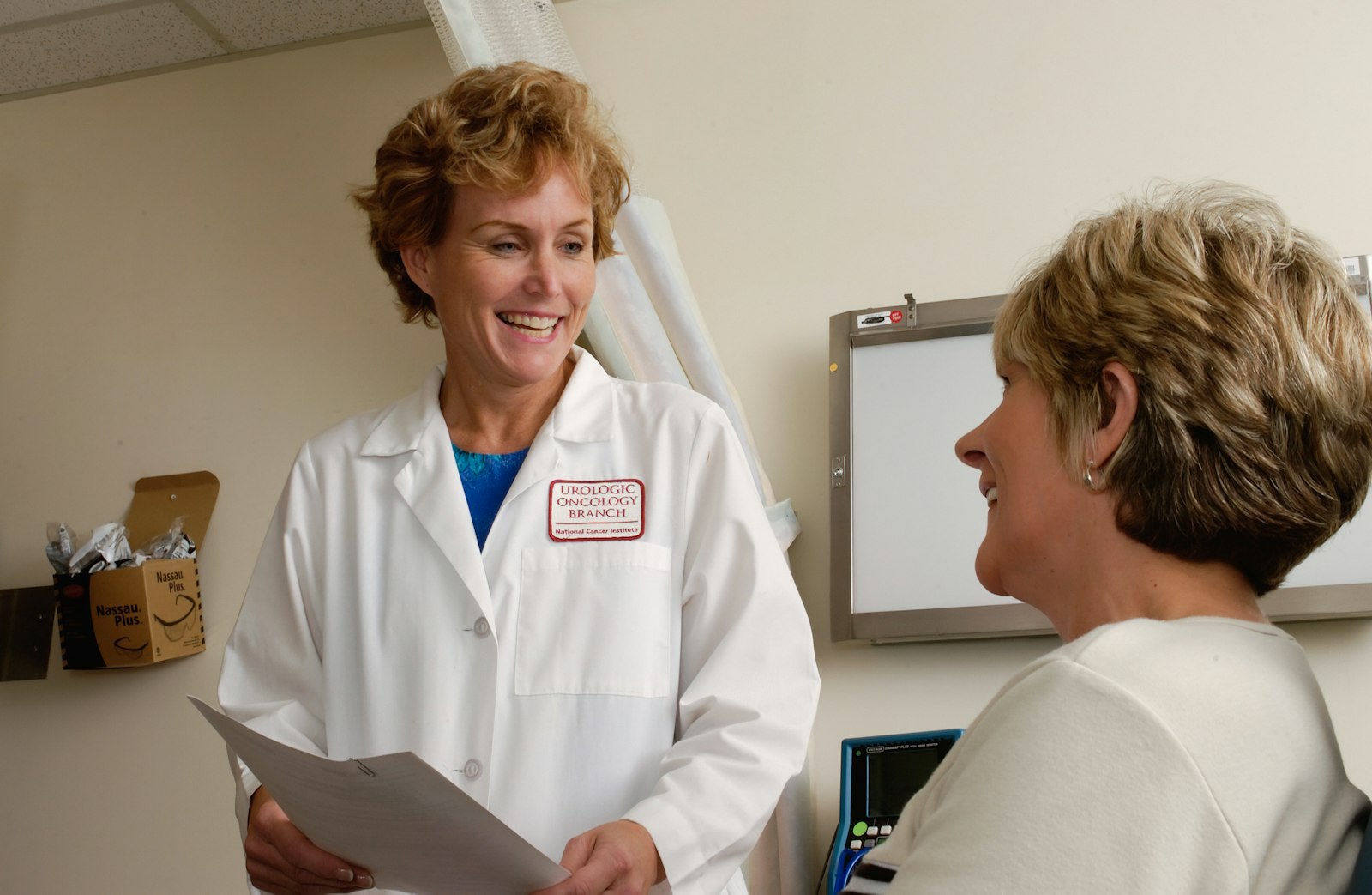 Care professional meeting with a participant in a support setting